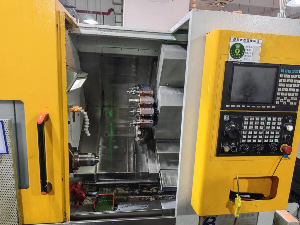 YXT CNC machine shop - CNC machining center interior