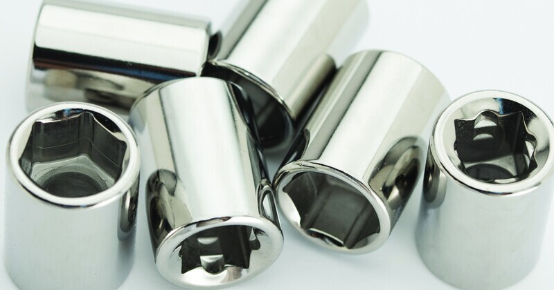 Bright chrome plated steel components