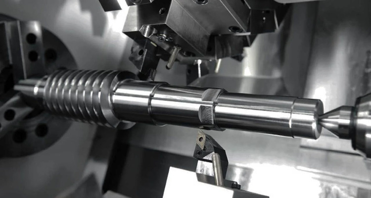 Industrial CNC Turning of a Worm Shaft