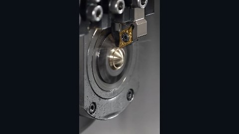 CNC Turning Process 07
