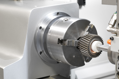 CNC Grinding for custom shaft manufacturing